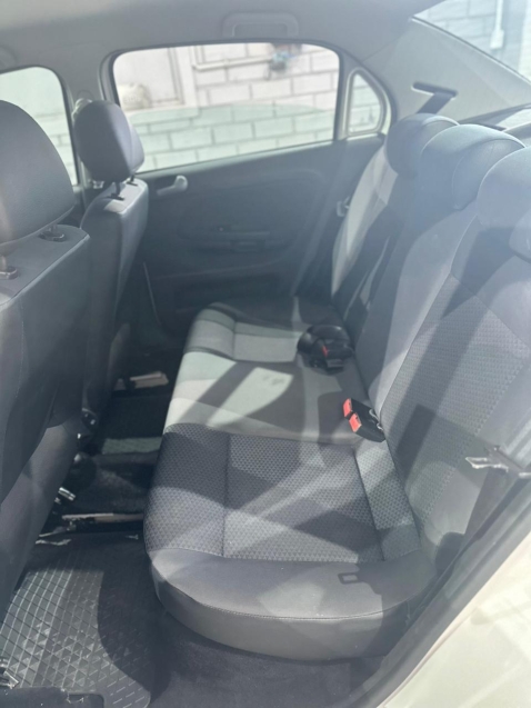 vw/voyage 1.6 automatico11