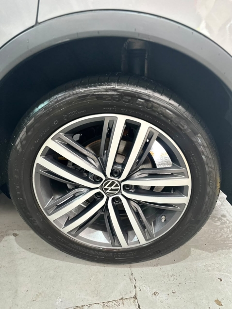 volkswagen tiguan 2.0 300 tsi gasolina allspace r-line automatico 4p 202414