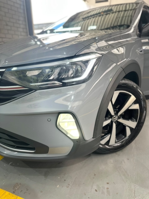 volkswagen nivus 1.0 200 tsi total flex highline automatico 4p 20241