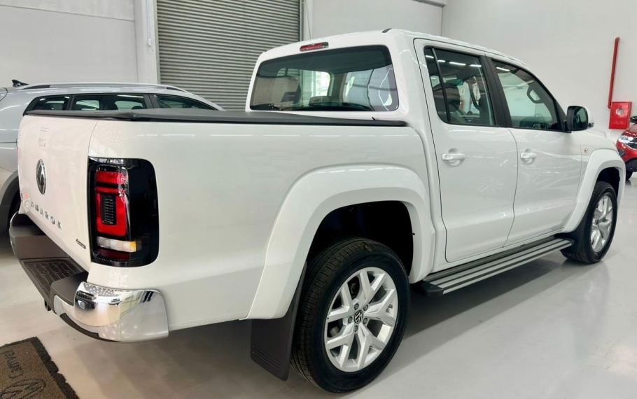 volkswagen amarok 3.0 v6 tdi diesel highline cd 4motion automatico 4p 2025