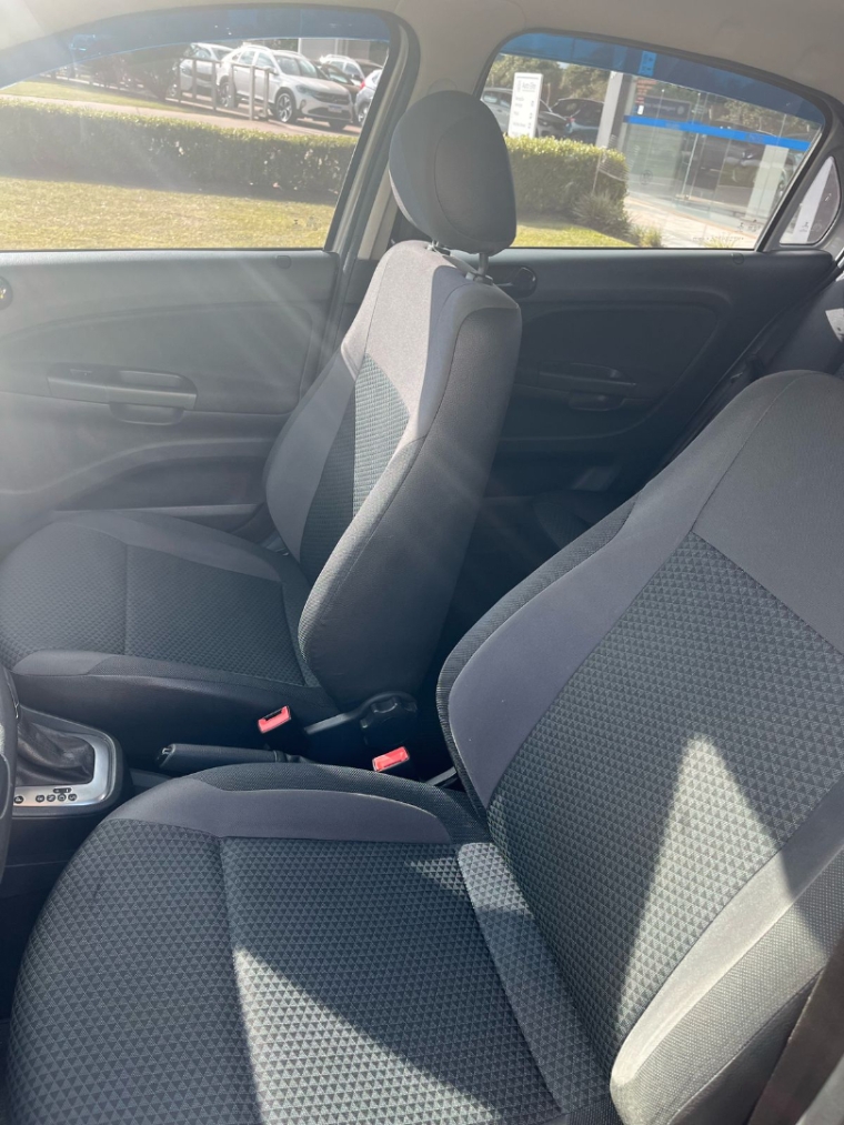 volkswagen voyage 1.6 16v msi totalflex 4p automatico flex 2022