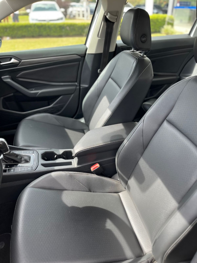 volkswagen jetta 1.4 250 tsi total flex comfortline tiptronic 4p automatico 2018