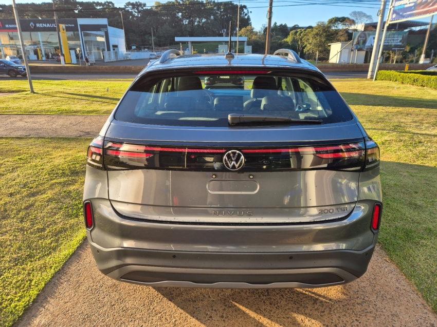 volkswagen nivus 1.0 200 tsi total flex comfortline automatico 4p 2026