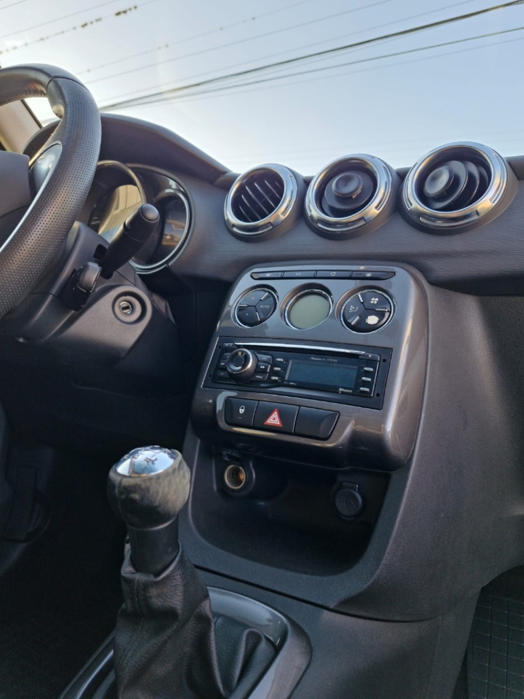 citroen c3 1.6 exclusive 16v flex 4p manual 2014