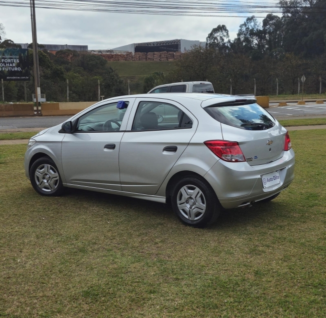 chevrolet onix 1.0 mpfi joy 8v flex 4p manual 2018