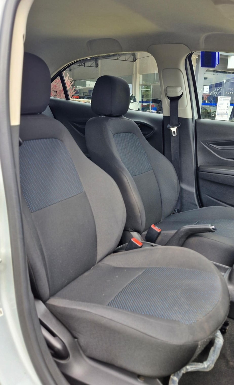 chevrolet onix 1.0 mpfi joy 8v flex 4p manual 2018