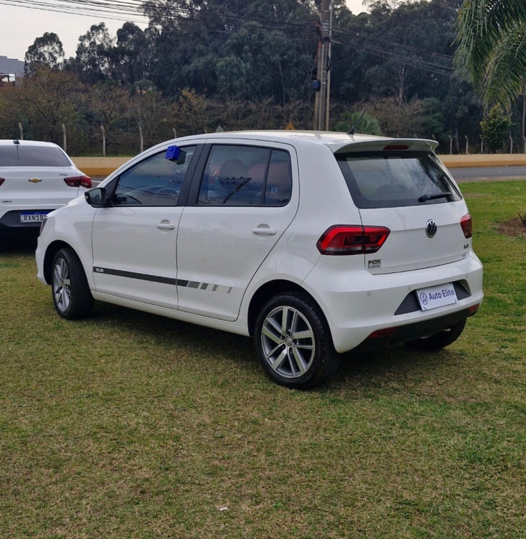 volkswagen fox 1.6 msi run 8v flex 4p manual 2017