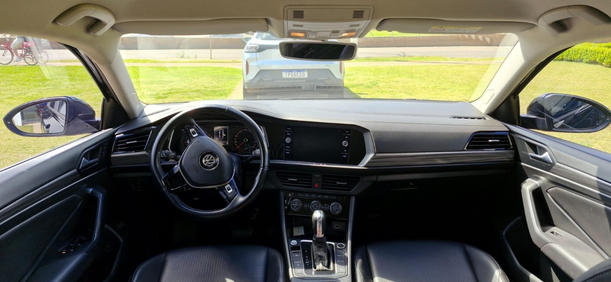 volkswagen jetta 1.4 250 tsi total flex comfortline tiptronic 4p automatico 2018