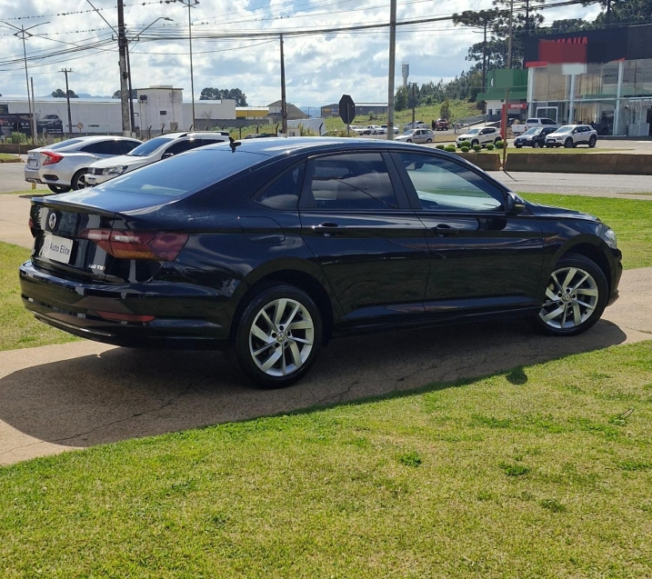 volkswagen jetta 1.4 250 tsi total flex comfortline tiptronic 4p automatico 2018
