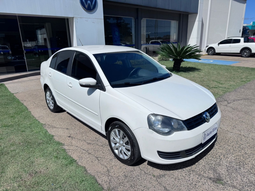 volkswagen polo 1.6 mi 8v flex 4p manual 2014