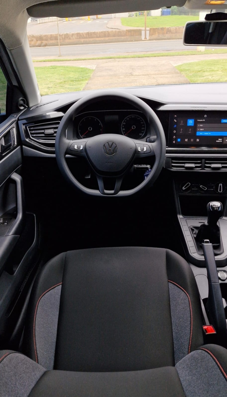 volkswagen polo 1.0 mpi track manual flex 4p 202511 volkswagen polo 1.0 mpi track manual flex 4p 202511