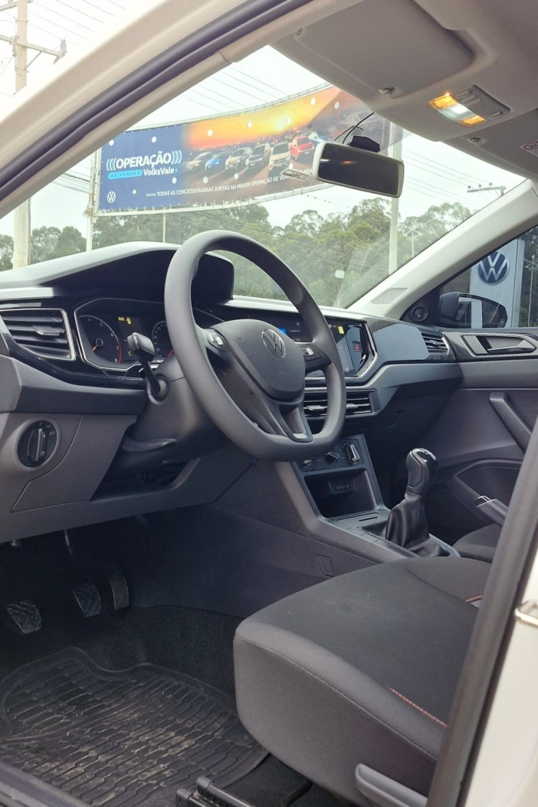 volkswagen polo 1.0 mpi track manual flex 4p 202512 volkswagen polo 1.0 mpi track manual flex 4p 202512