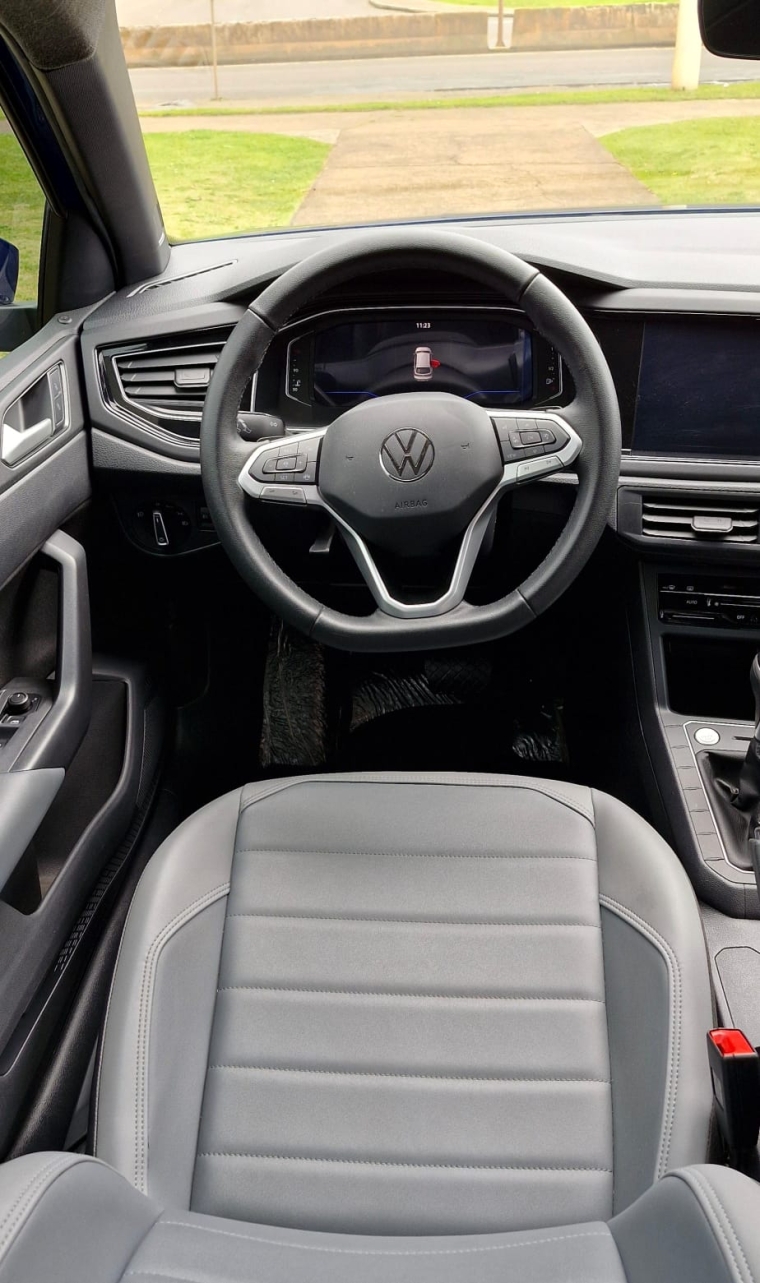 volkswagen nivus 1.0 200 tsi total flex highline automatico 4p 202412