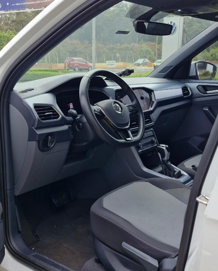 volkswagen t-cross 1.0 200 tsi total flex comfortline automatico 4p 20208 volkswagen t-cross 1.0 200 tsi total flex comfortline automatico 4p 20208