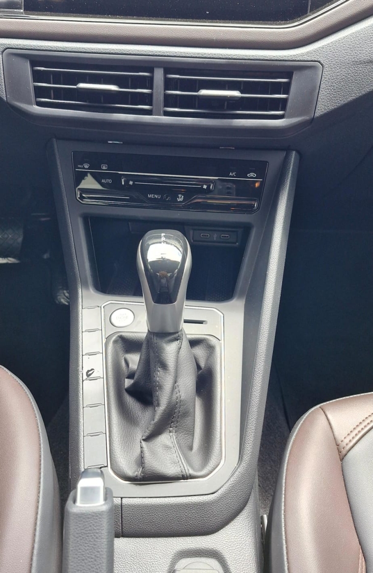 volkswagen virtus 1.0 200 tsi highline automatico flex 4p 202512 volkswagen virtus 1.0 200 tsi highline automatico flex 4p 202512