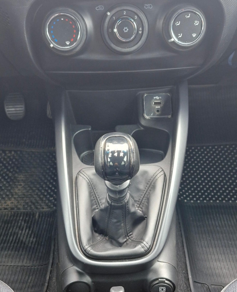 fiat argo 1.3 firefly flex trekking manual 4p 202010