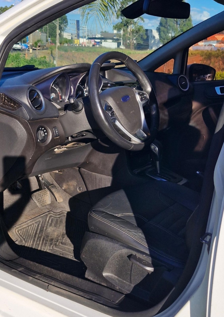 ford fiesta 1.6 titanium sedan 16v flex 4p auto automatico 20147