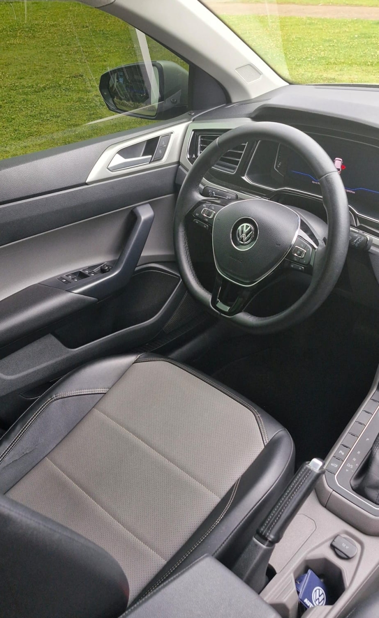 volkswagen polo 1.0 200 tsi highline automatico flex 4p 202010