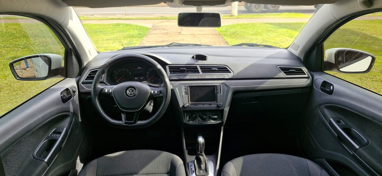 volkswagen voyage 1.6 16v msi totalflex 4p automatico flex 202110