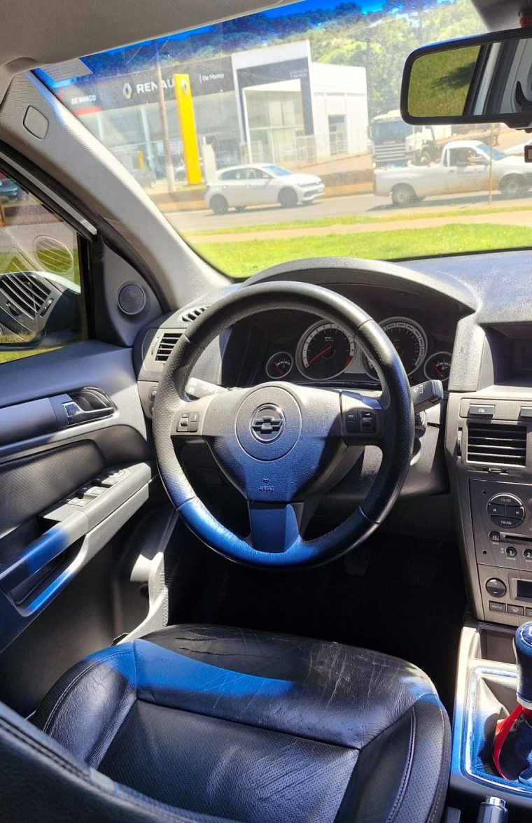 chevrolet vectra 2.0 mpfi gt-x hatch 8v flex 4p manual 201010