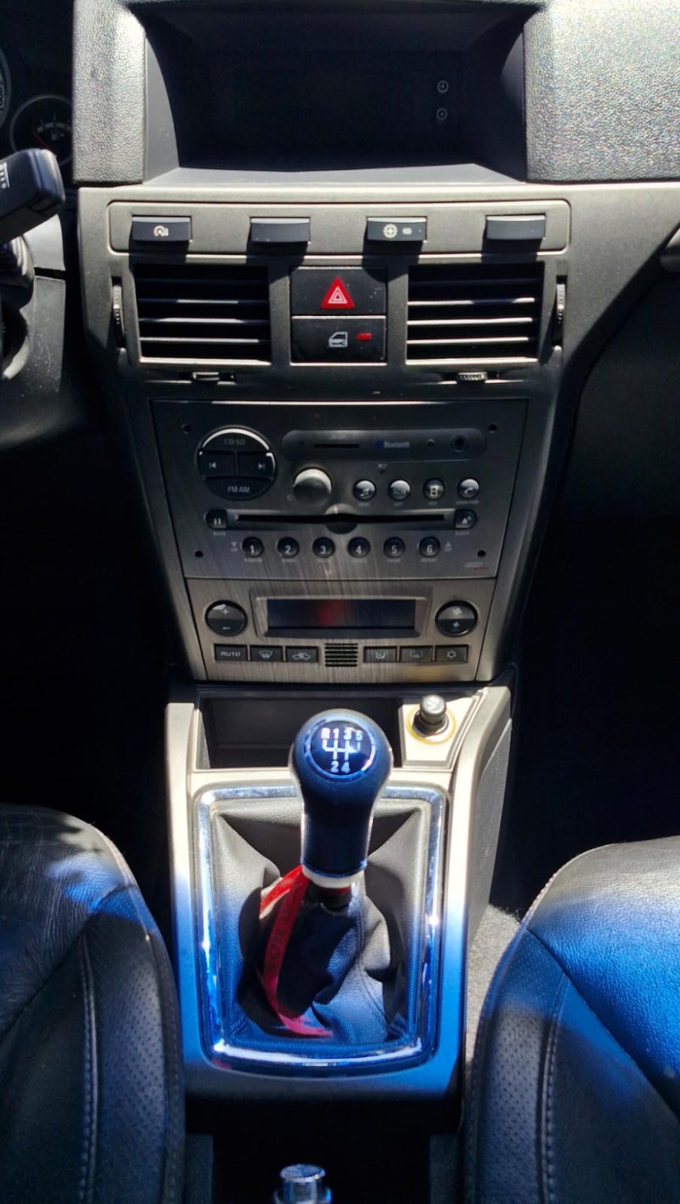 chevrolet vectra 2.0 mpfi gt-x hatch 8v flex 4p manual 201012