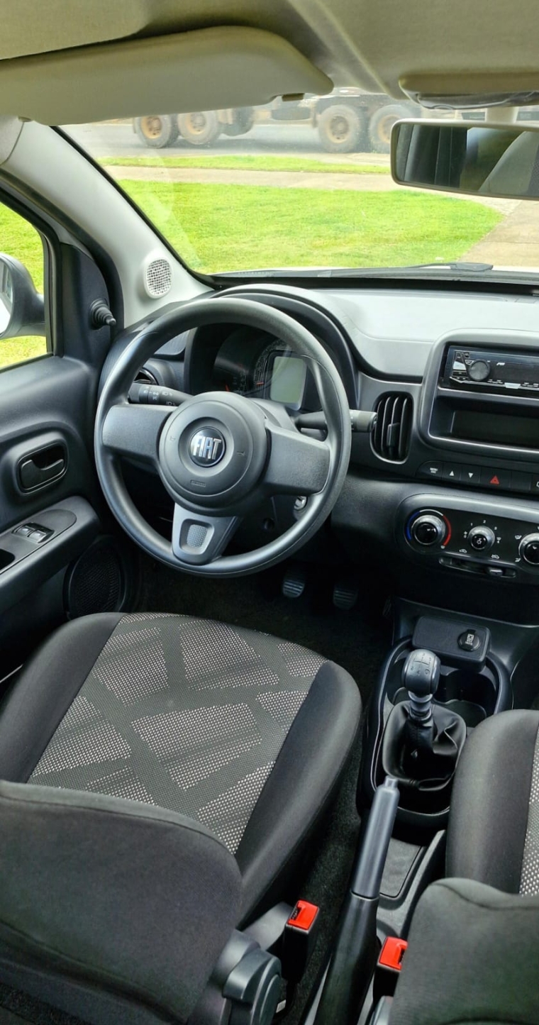 fiat mobi 1.0 evo flex like. manual 4p 202411