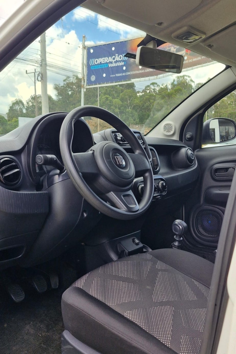 fiat mobi 1.0 evo flex like. manual 4p 202410