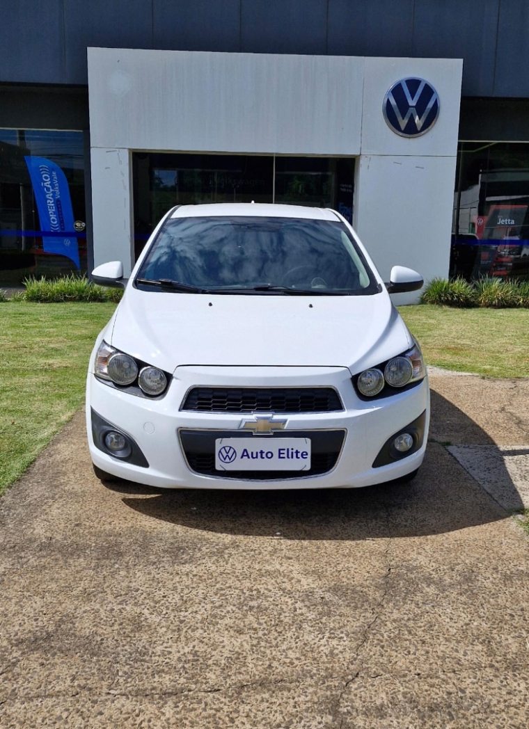 chevrolet sonic 1.6 lt 16v flex 4p automatico 2014