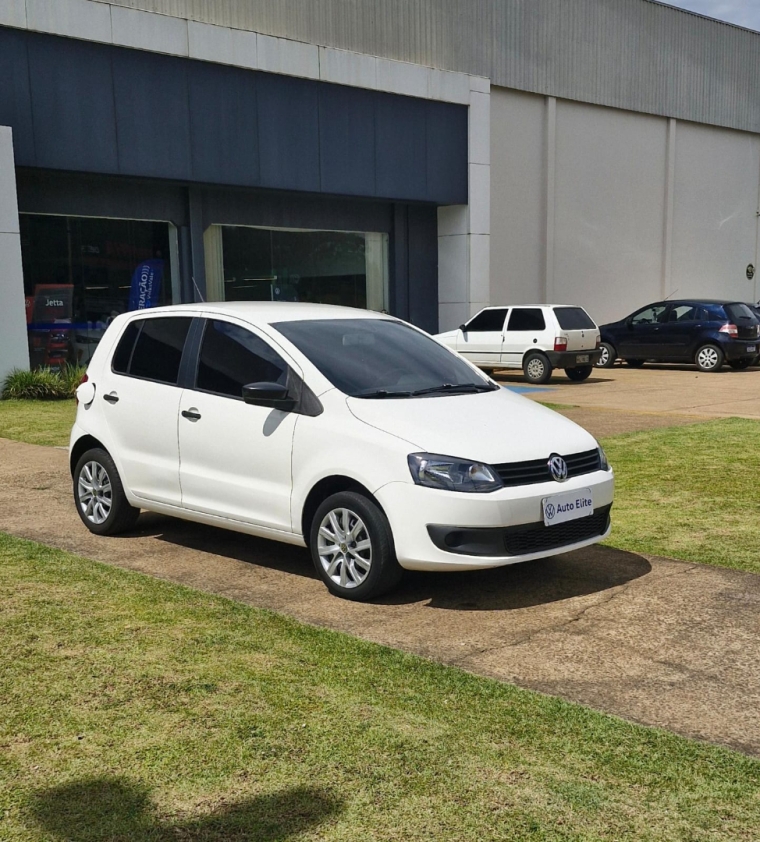 volkswagen fox 1.0 mi 8v flex 4p manual 201410