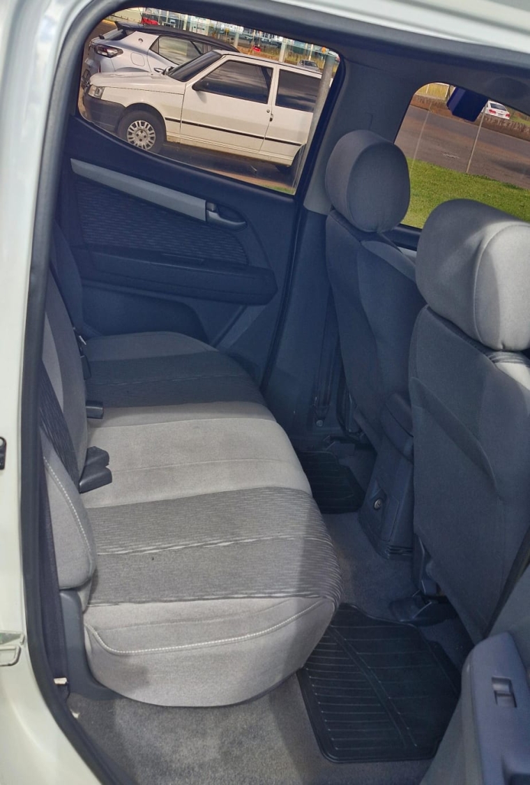 chevrolet s10 2.4 ls 4x2 cd 8v flex 4p manual 20146