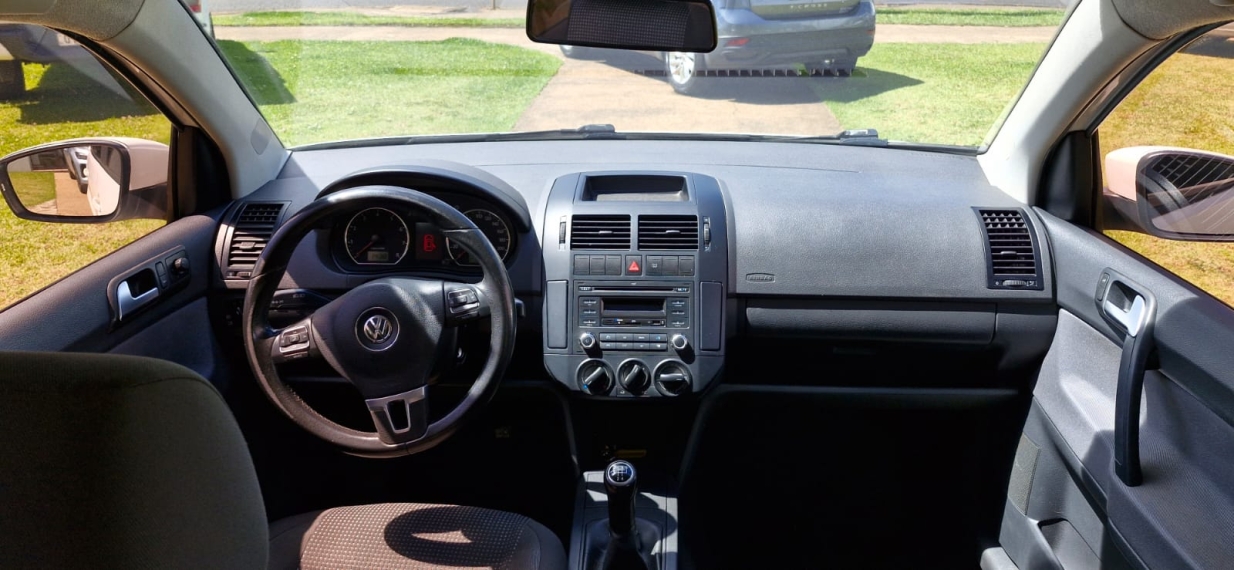 volkswagen polo 1.6 mi 8v flex 4p manual 201311