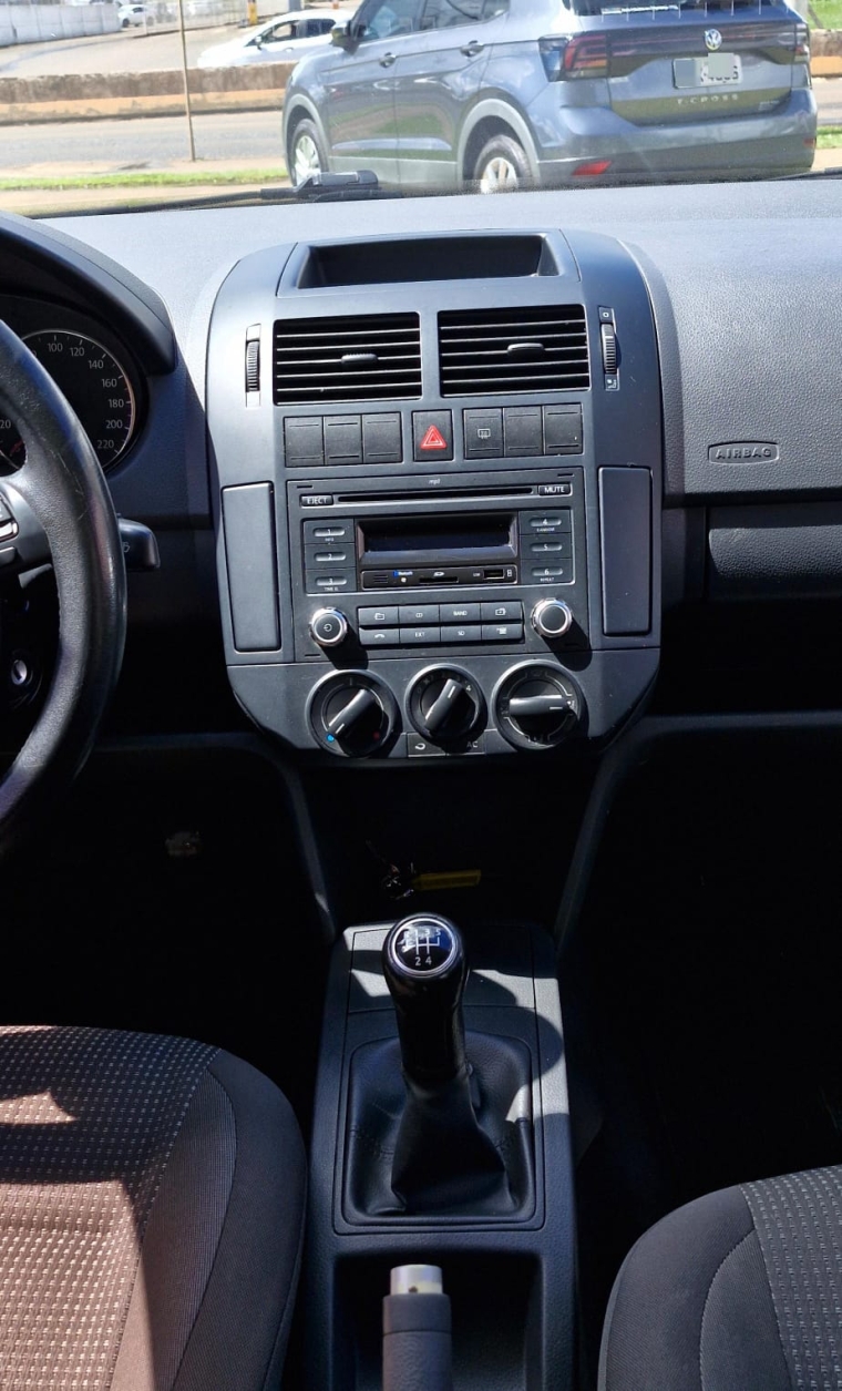 volkswagen polo 1.6 mi 8v flex 4p manual 201312