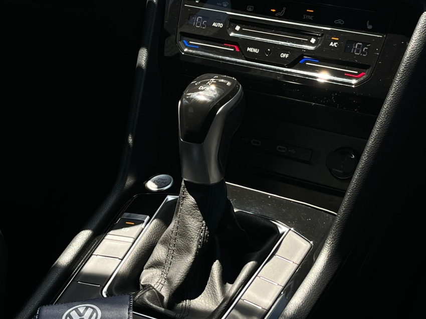 volkswagen taos 1.4 250 tsi total flex highline automatico 4p 202312