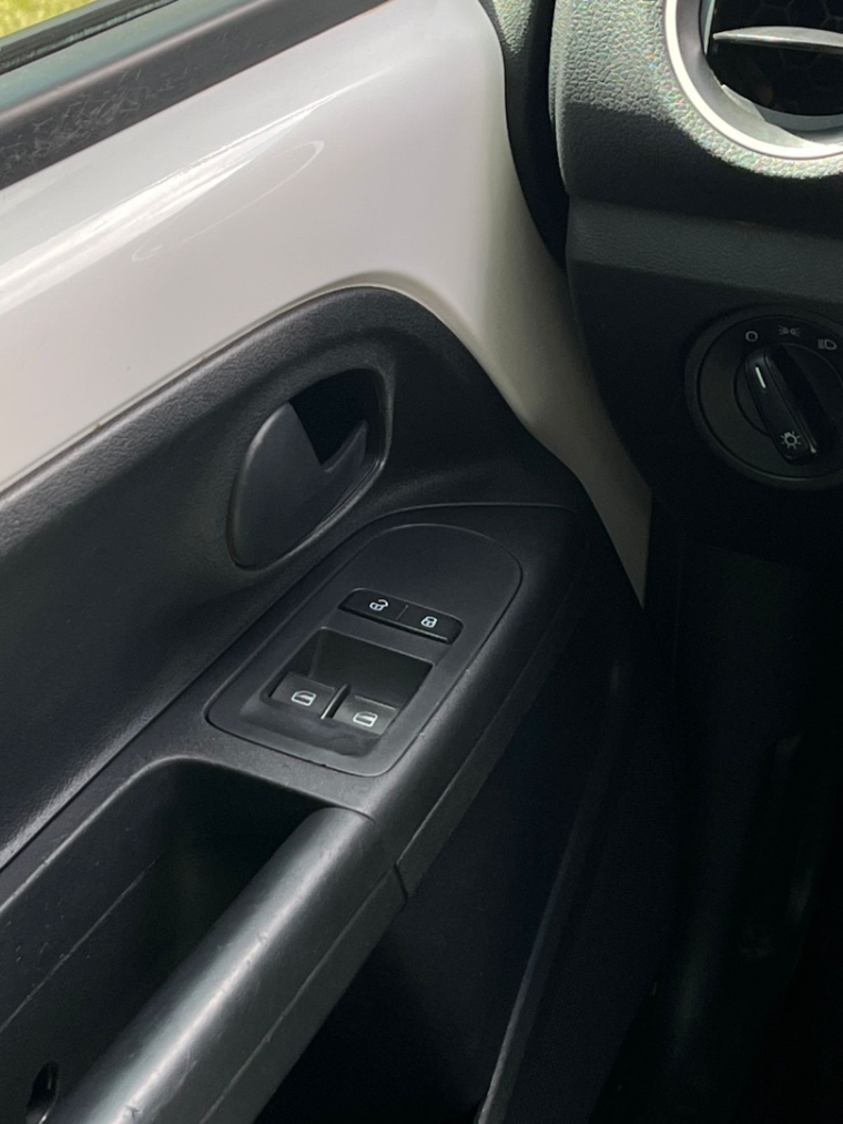 volkswagen up 1.0 mpi take 12v flex 4p manual 201515