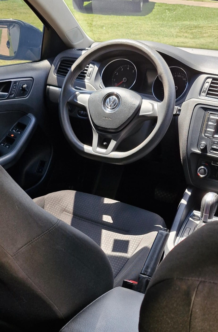 volkswagen jetta 2.0 trendline flex 4p tiptronic automatico 201510