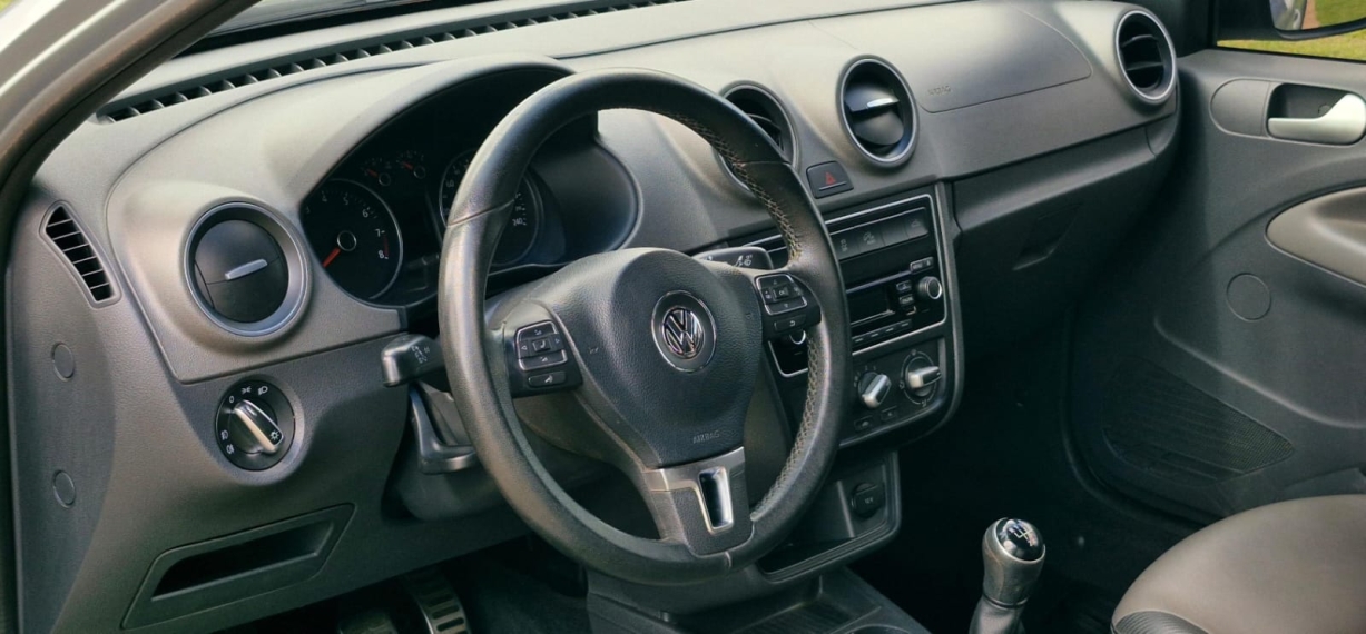 volkswagen saveiro 1.6 cross cd 16v flex 2p manual 20158