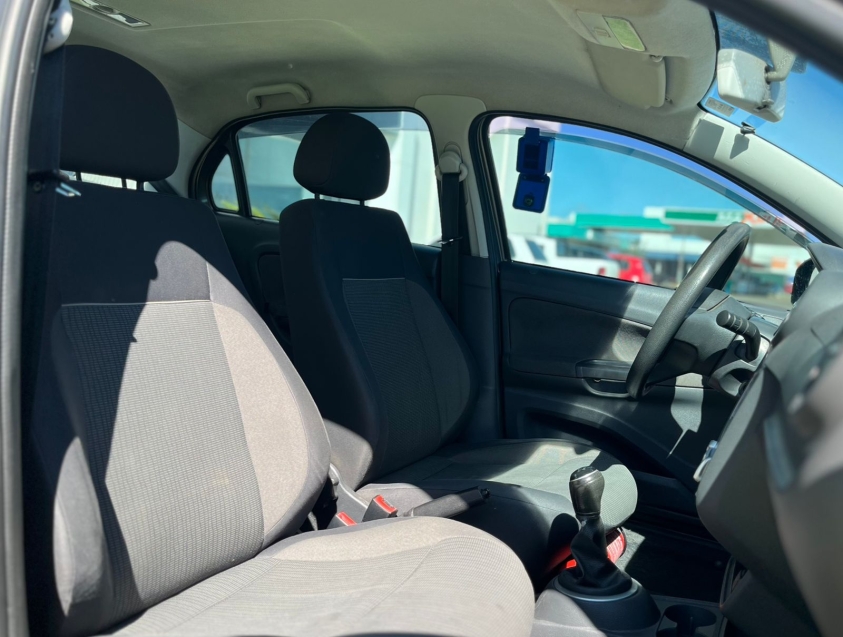 volkswagen voyage 1.0 mi 8v flex 4p manual 20147