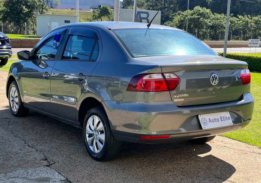 volkswagen voyage 1.0 mi 8v flex 4p manual 20145