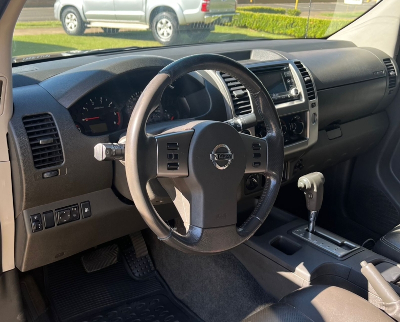nissan frontier 2.5 le 4x4 cd turbo eletronic diesel 4p automatico 201312