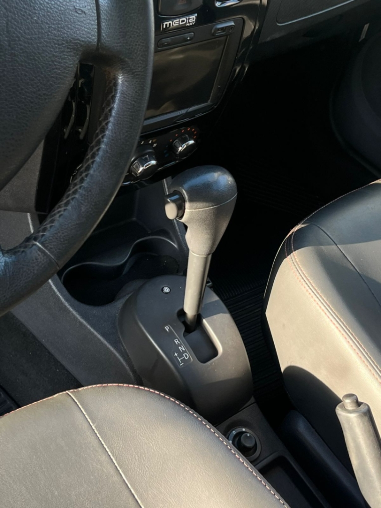 renault sandero 1.6 stepway 16v flex 4p automatico 201312