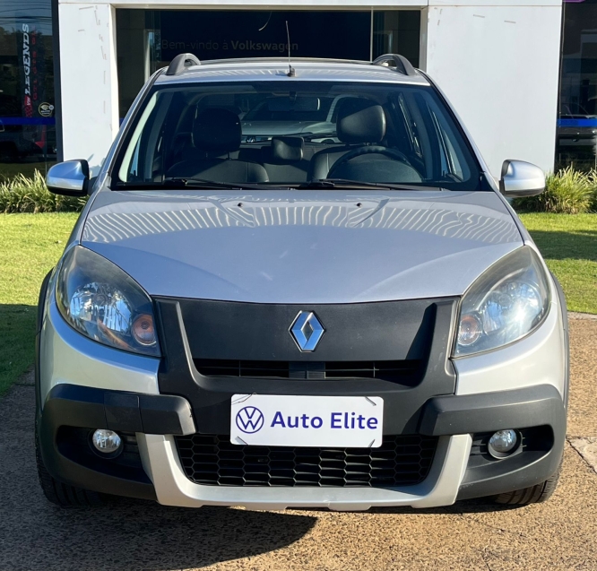 renault sandero 1.6 stepway 16v flex 4p automatico 2013