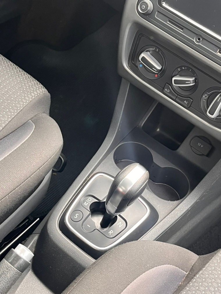 volkswagen spacefox 1.6 msi comfortline 8v flex 4p automatizado automatico 201812