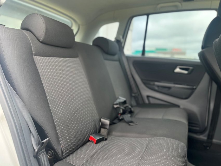 volkswagen spacefox 1.6 msi comfortline 8v flex 4p automatizado automatico 20186