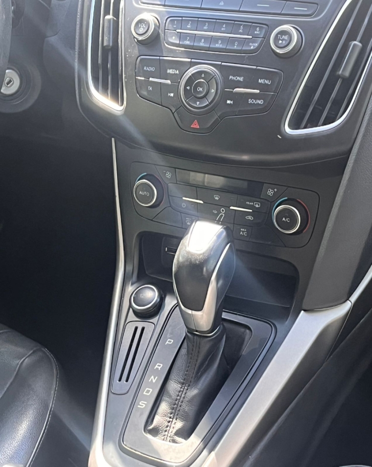 ford focus 2.0 se plus 16v flex 4p powershift automatico 201612