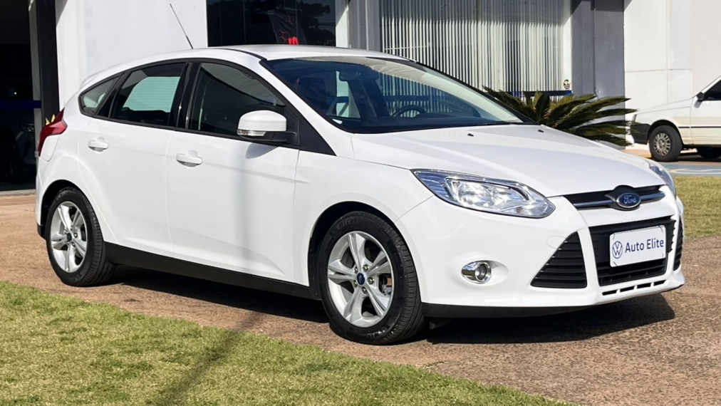 ford focus 1.6 s sedan 16v flex 4p powershift automatico 20151