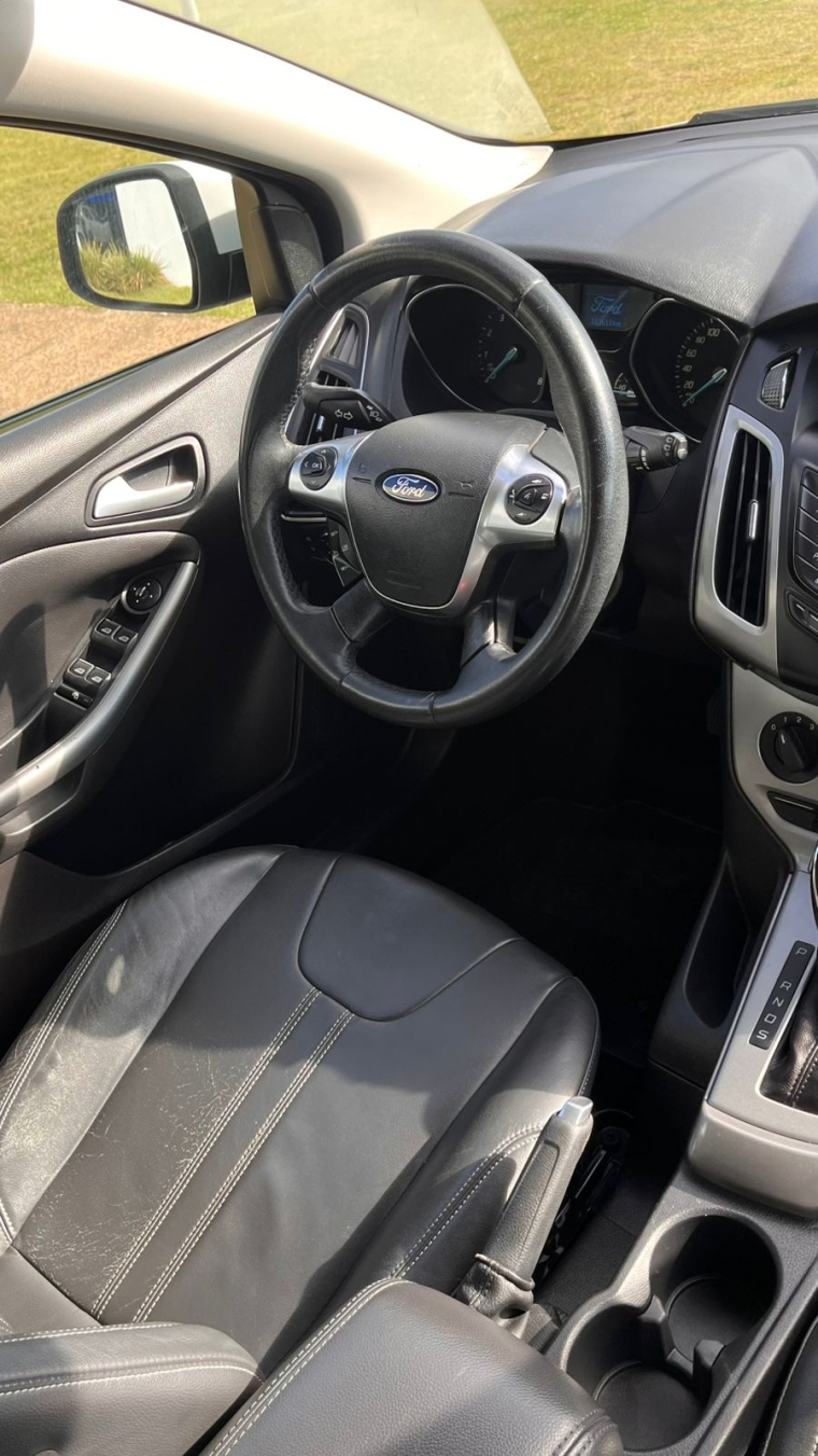 ford focus 1.6 s sedan 16v flex 4p powershift automatico 201511