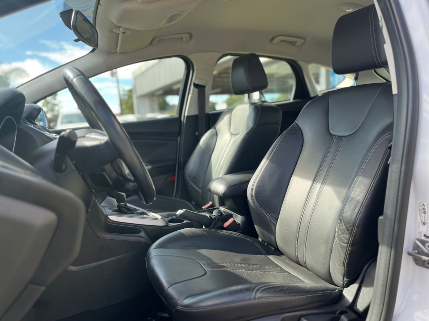 ford focus 1.6 s sedan 16v flex 4p powershift automatico 20157