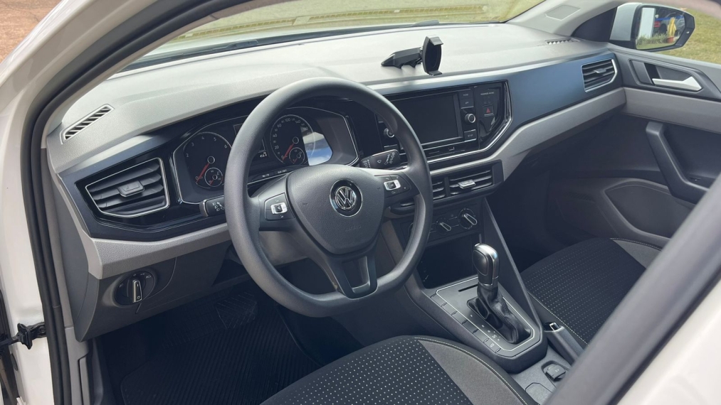 volkswagen polo 1.0 200 tsi comfortline automatico flex 4p 201810