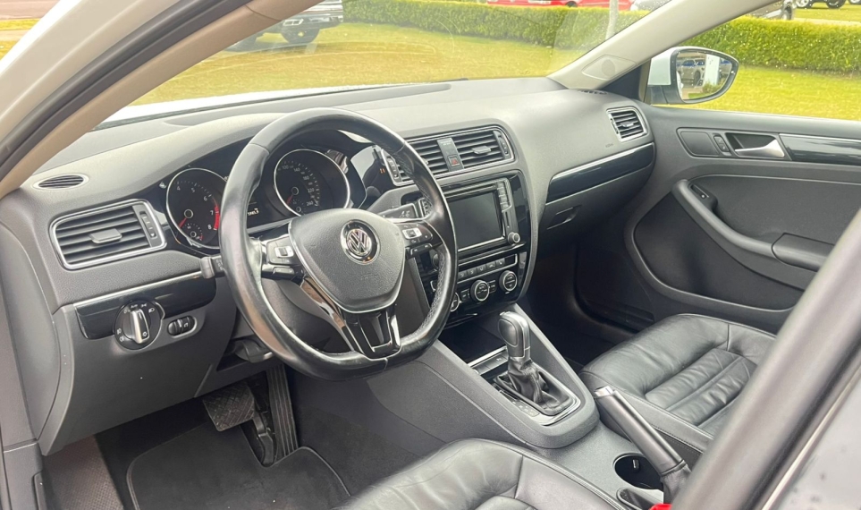 volkswagen jetta 2.0 tsi highline 211cv gasolina 4p tiptronic automatico 201710