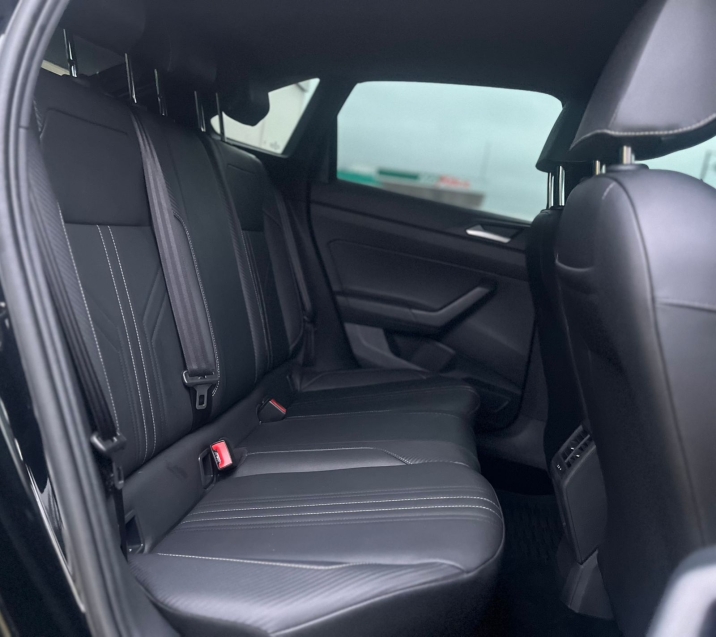 volkswagen nivus 1.0 200 tsi total flex highline automatico 4p 20256